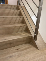  Bukoma schody z podlahy zakaznika